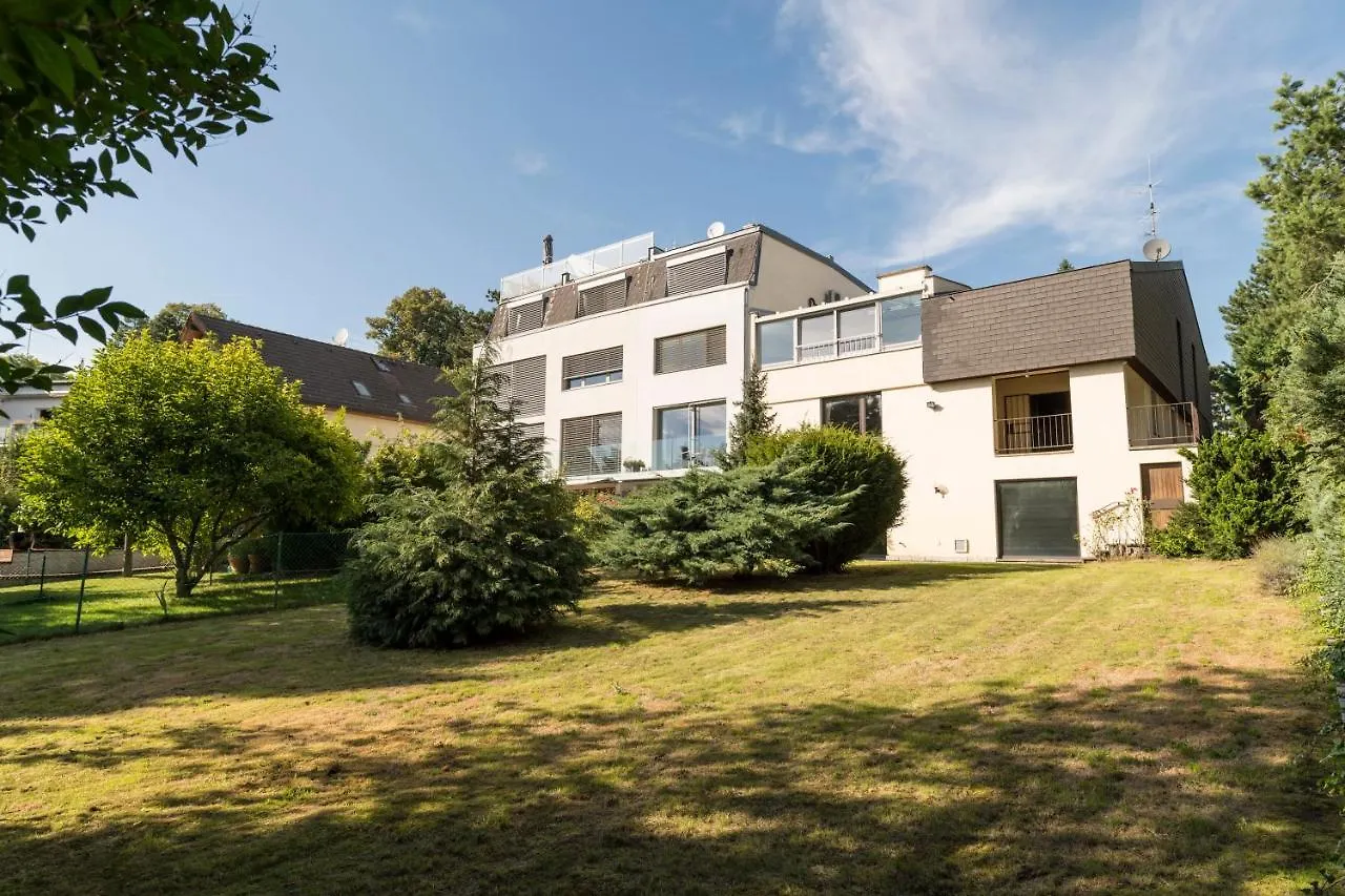 Yes, It Is Retro - Big Villa With Indoor Pool Vienna