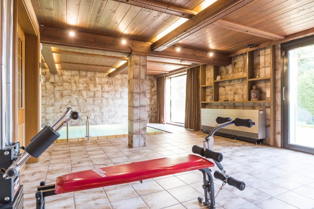 Yes, It Is Retro - Big Villa With Indoor Pool Vienna Austria