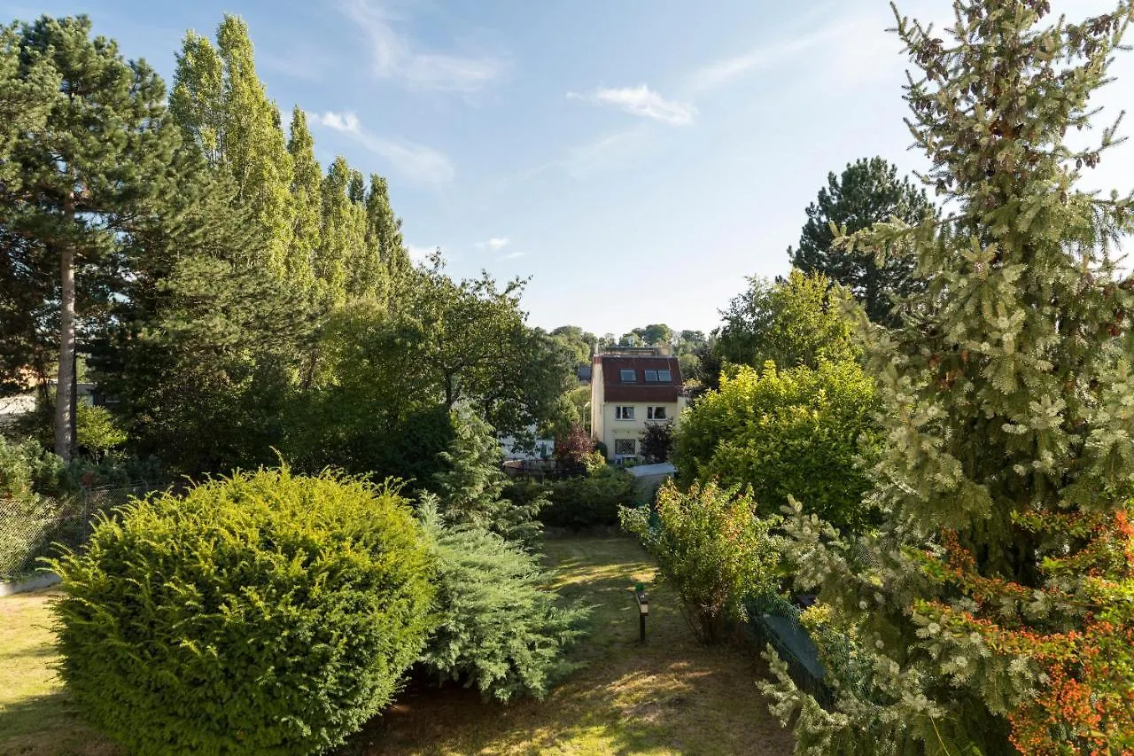 Yes, It Is Retro - Big Villa With Indoor Pool Vienna Austria