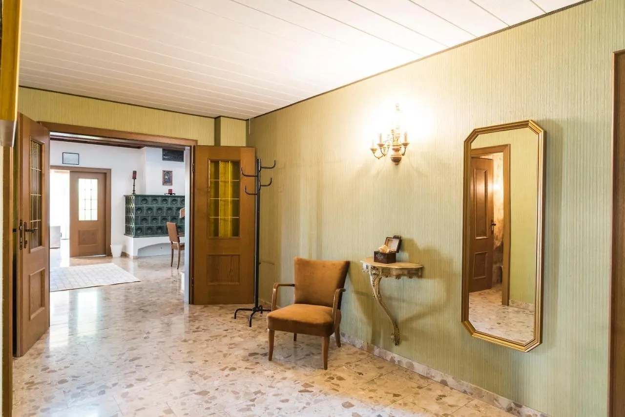 Yes, It Is Retro - Big Villa With Indoor Pool Vienna